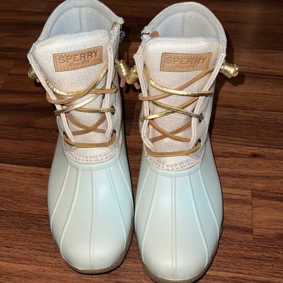 Sperry Shoes - SPERRY booties size 7.5 - like new